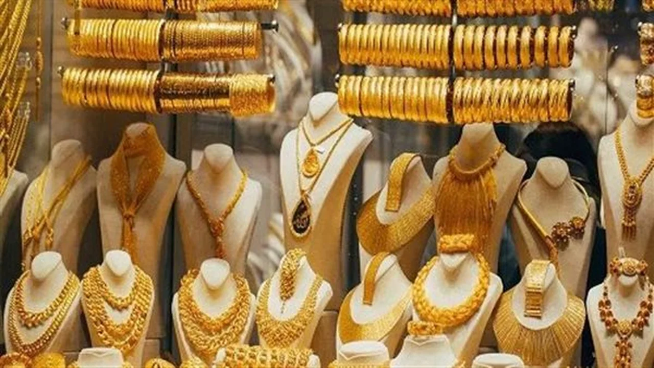 تراجع ملحوظ في أسعار الذهب داخل محلات الصاغة لعيار 21 اليوم
